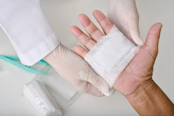 Wound Management Services in Hinjewadi – Dr. Anuja Pakhare